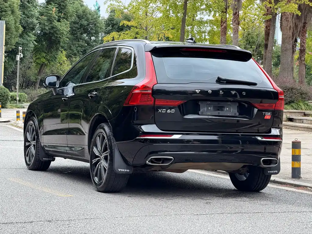 Volvo XC60 — миниатюра 5