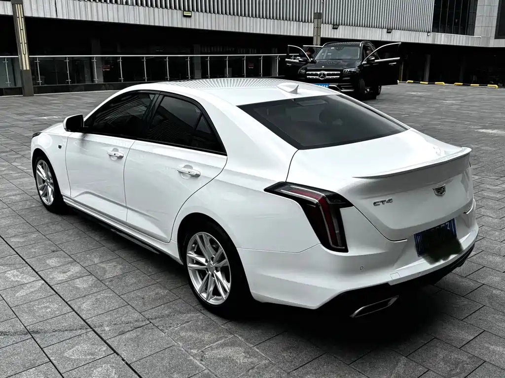Cadillac CT4 — миниатюра 6
