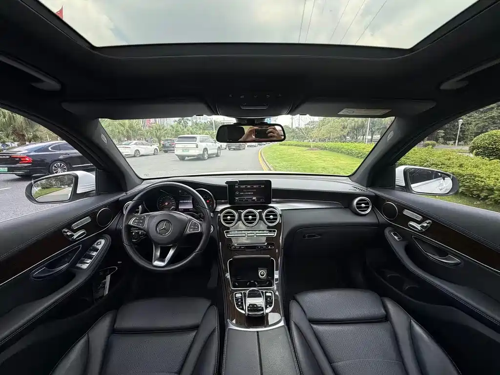 Mercedes-Benz GLC — миниатюра 12