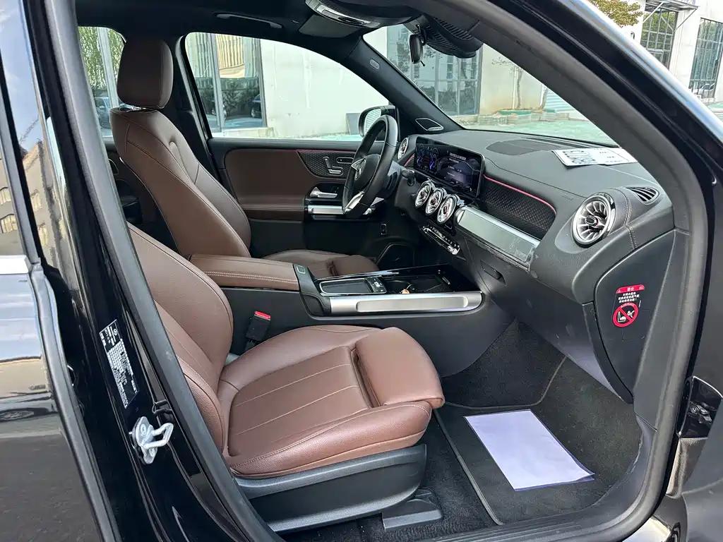 Mercedes-Benz EQB — миниатюра 8