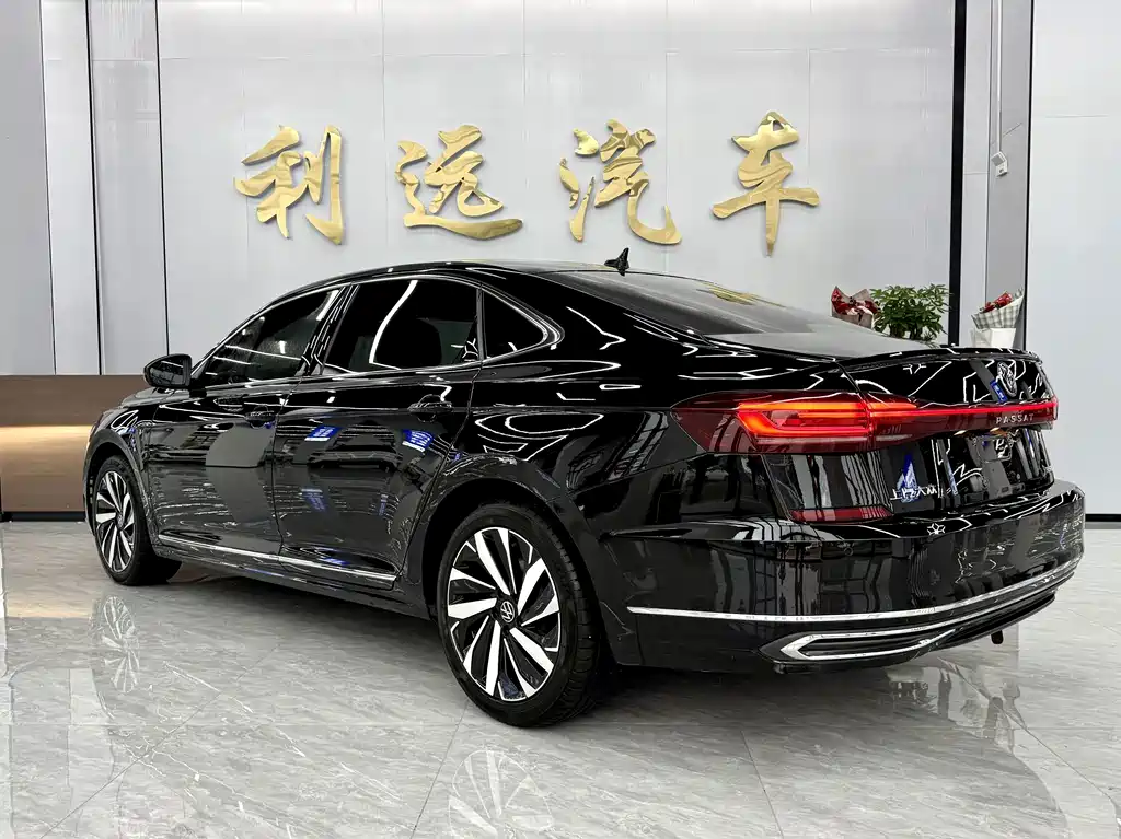 Volkswagen Passat — миниатюра 12