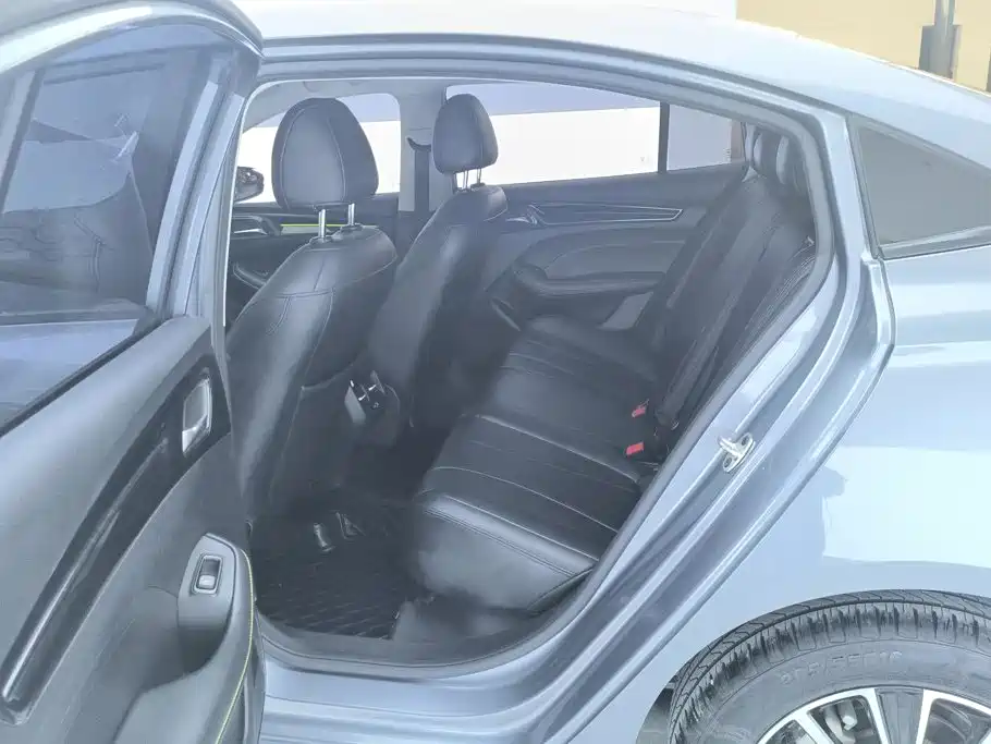 Roewe i5 — миниатюра 11