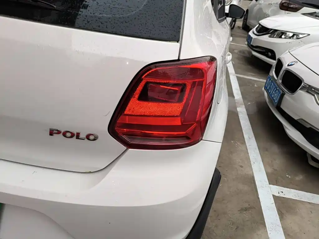 Volkswagen Polo — миниатюра 8