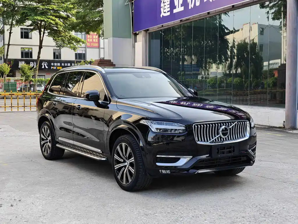 Volvo XC90 2020 T6 Luxury 7 мест