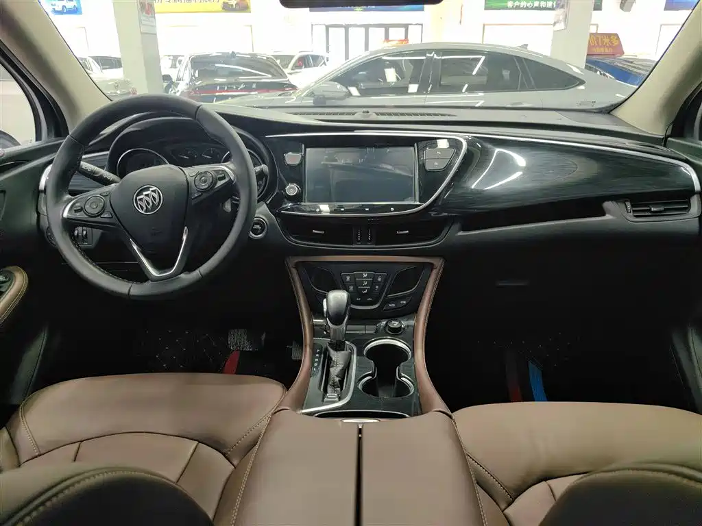 Buick Envision Plus - фото 7