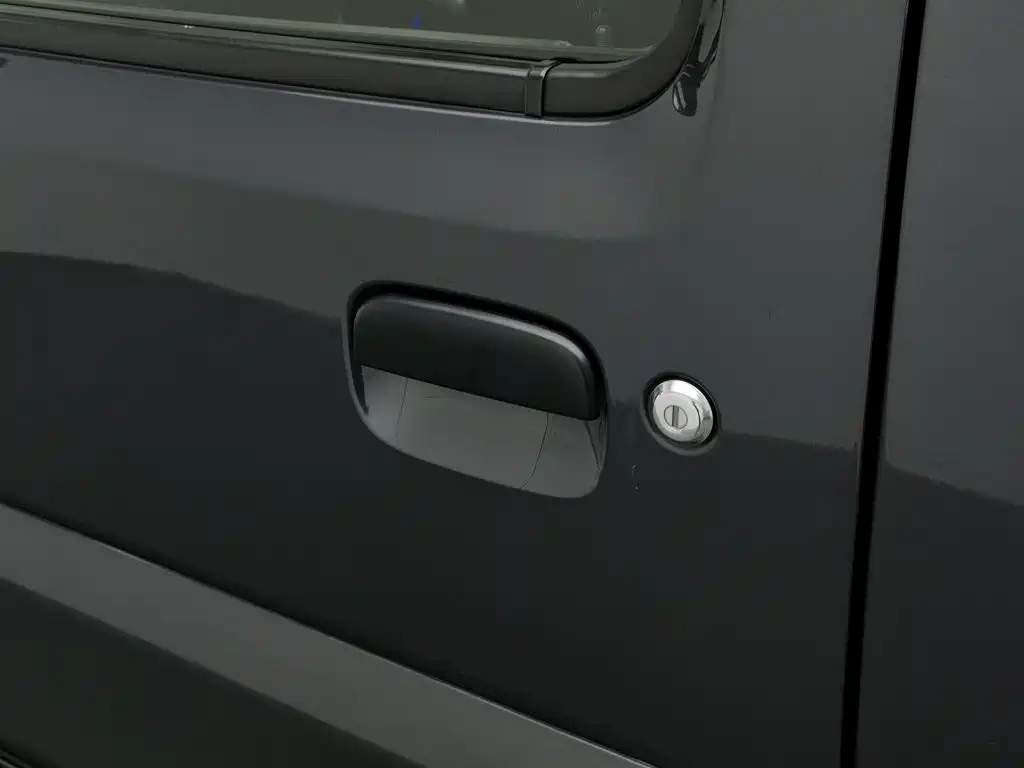 Suzuki Jimny — миниатюра 18