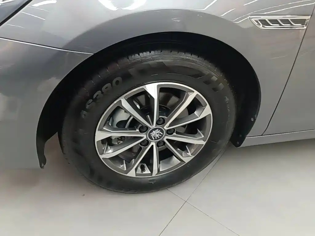 BYD Qin PLUS — миниатюра 23