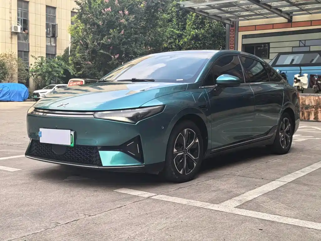 XPeng P5