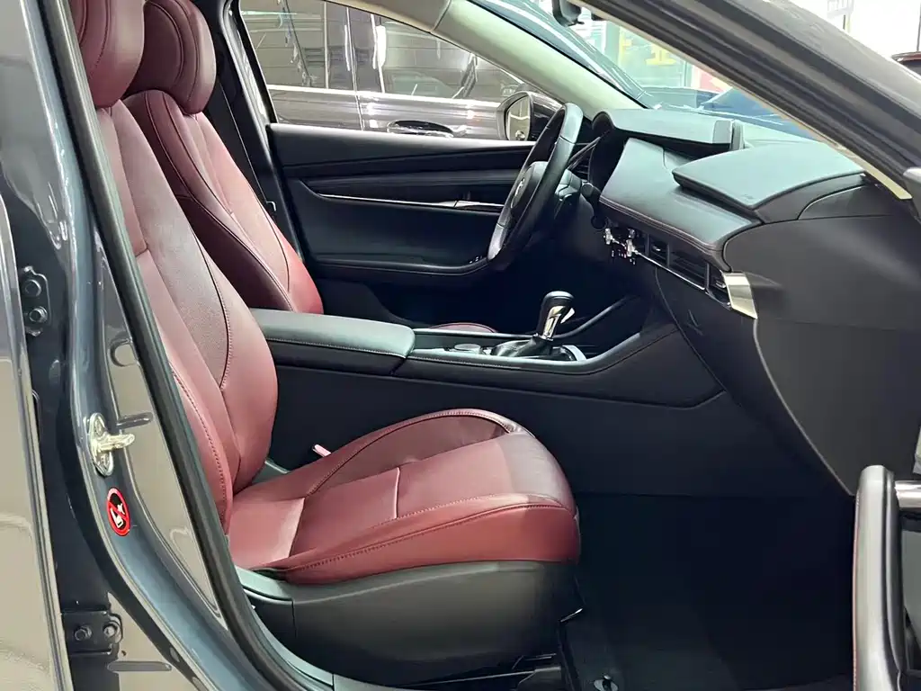 Mazda 3 Axela — миниатюра 19