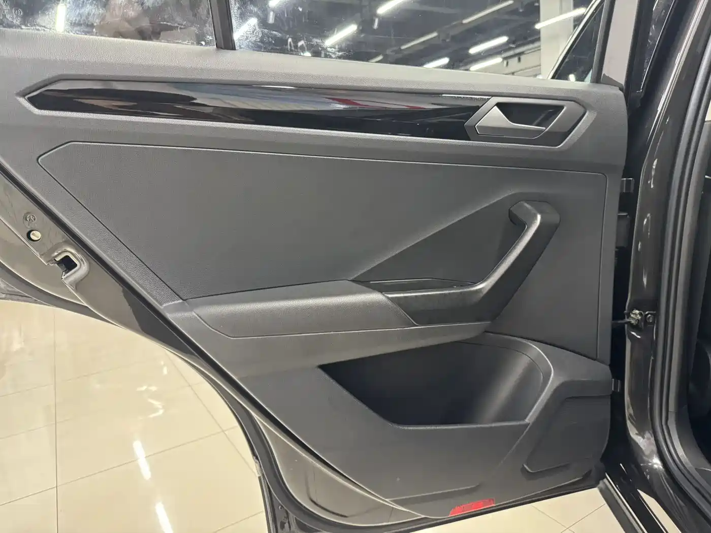 Volkswagen T-ROC exploring Songs 2022 Черный из Китая, фото 6