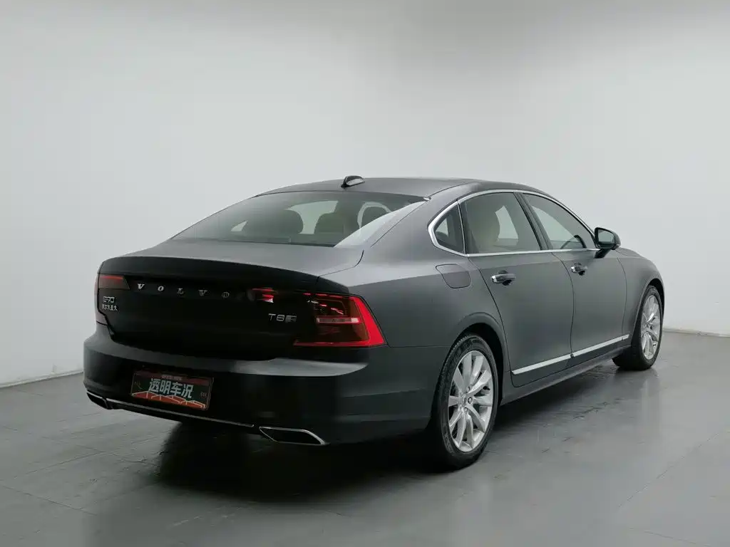 Volvo S90 PHEV — миниатюра 2