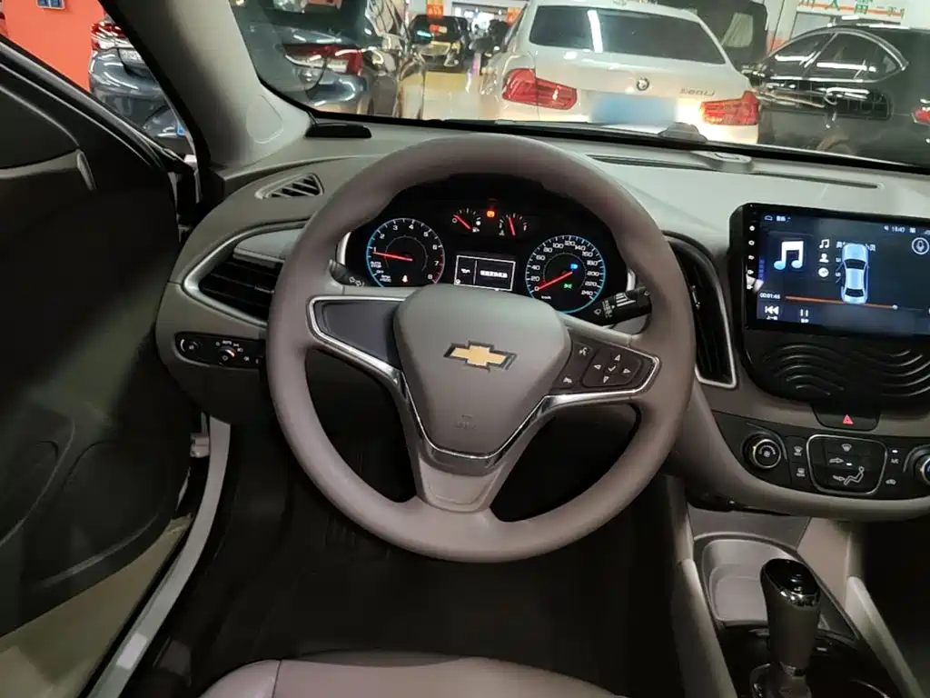 Chevrolet Malibu XL — миниатюра 11