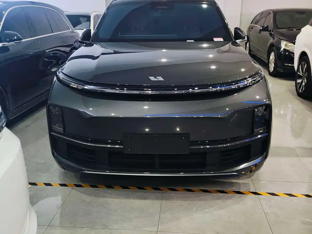Li Auto IDEAL L8