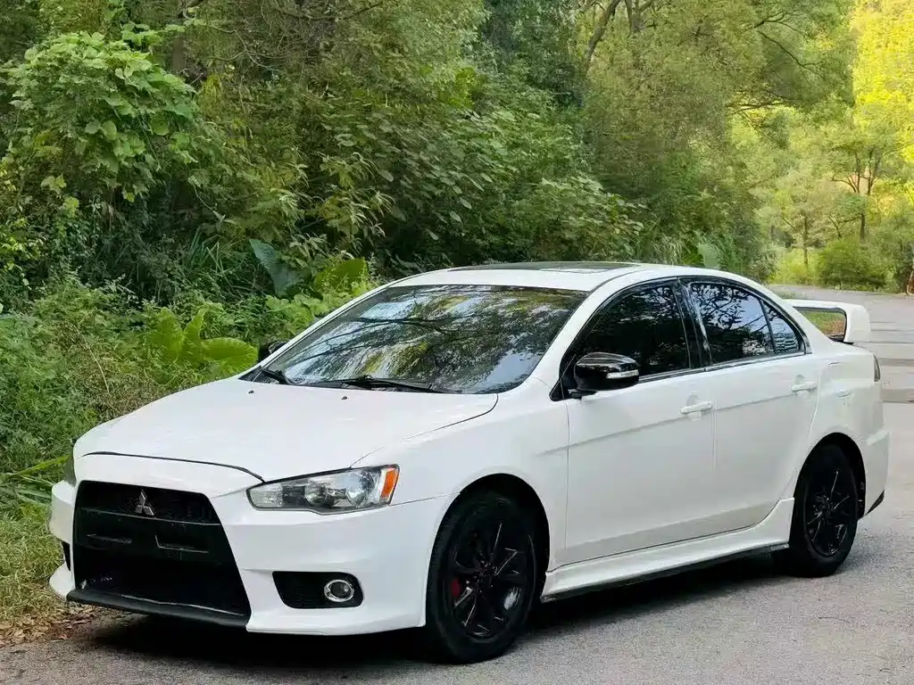 Mitsubishi Lancer EX