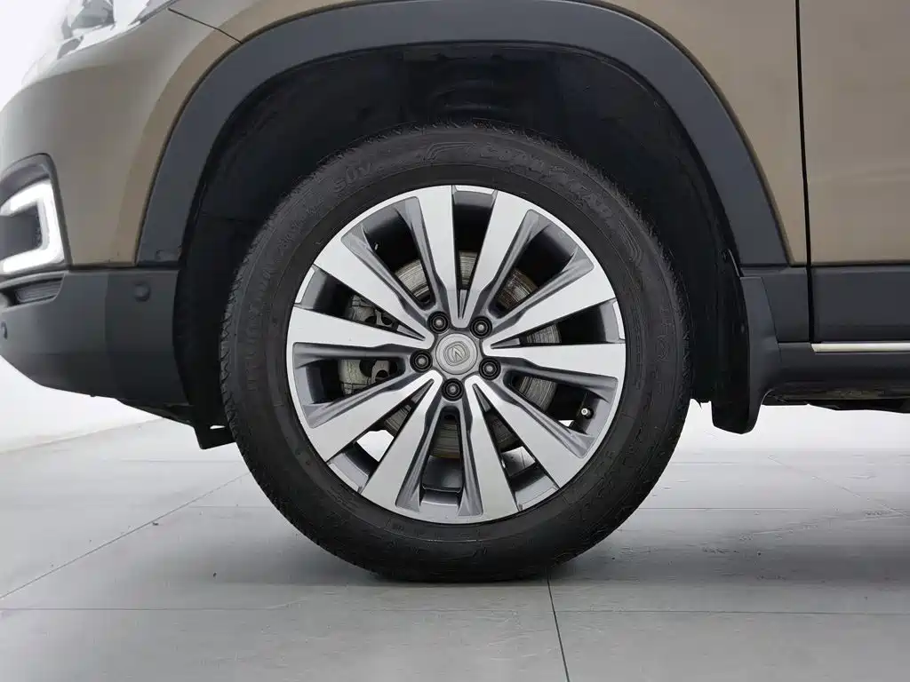 Changan CS95 — миниатюра 17