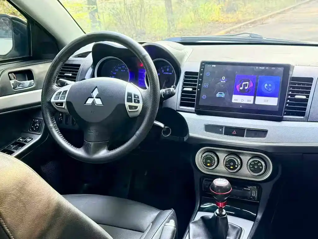 Mitsubishi Lancer EX — миниатюра 4