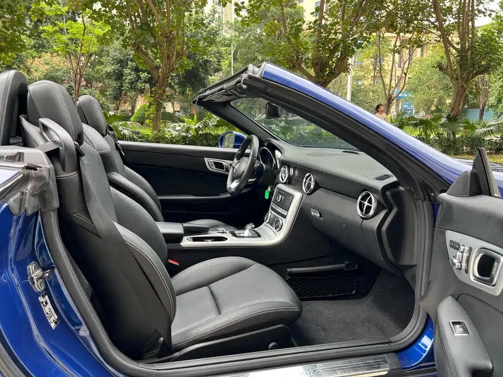 Mercedes-Benz SLC 2016 SLC 200 Fashion