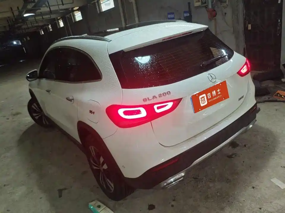 Mercedes-Benz GLA — миниатюра 7