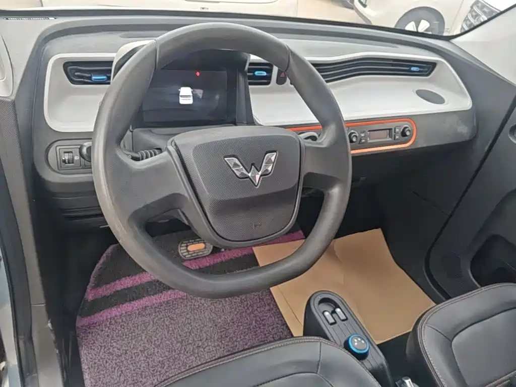 Wuling MINIEV — миниатюра 11