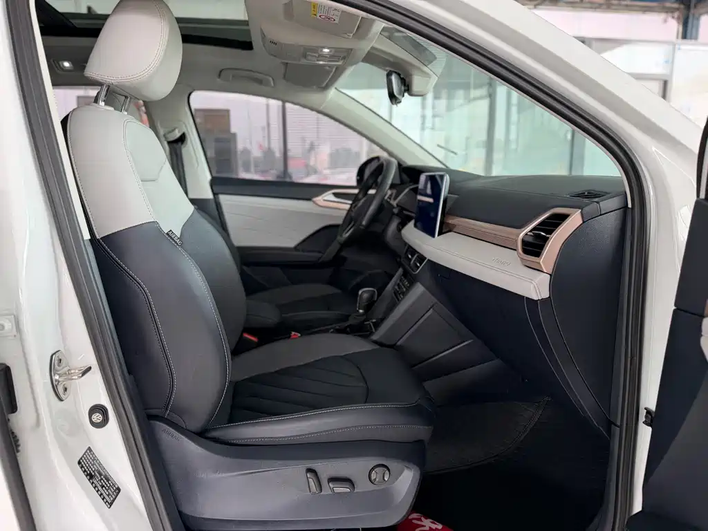 Volkswagen Tharu — миниатюра 11
