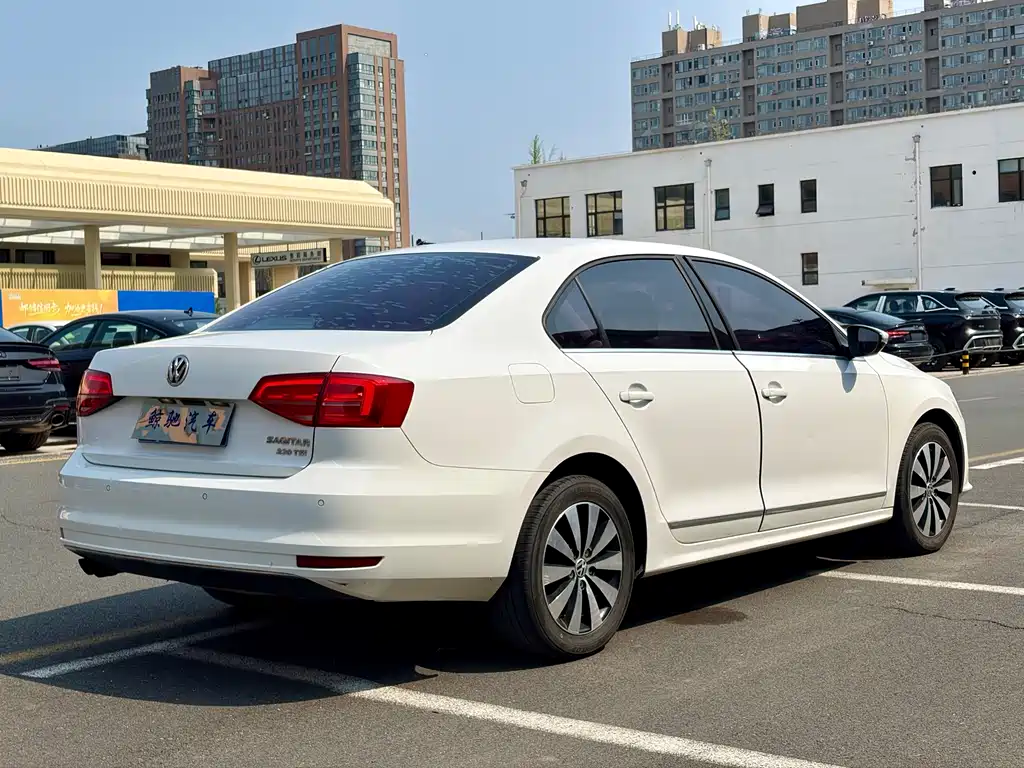 Volkswagen Sagitar 2017 230TSI AT Comfort