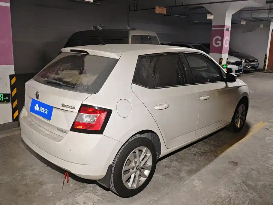 Skoda Fabia — миниатюра 3