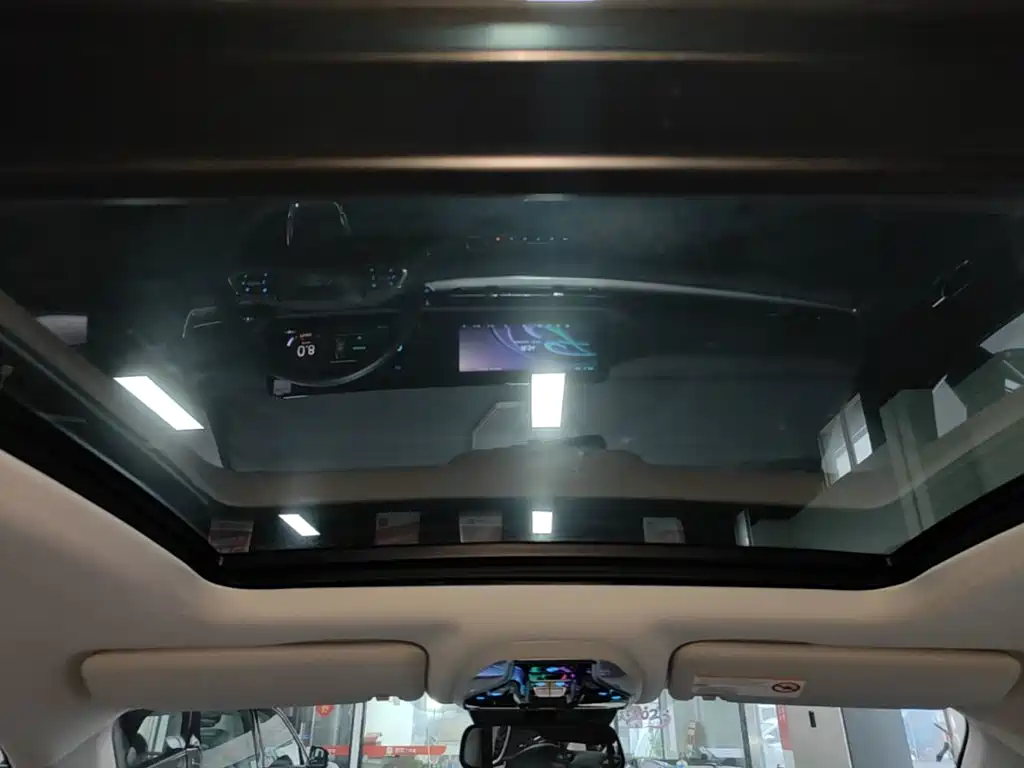 Ford Equator Sport — миниатюра 18