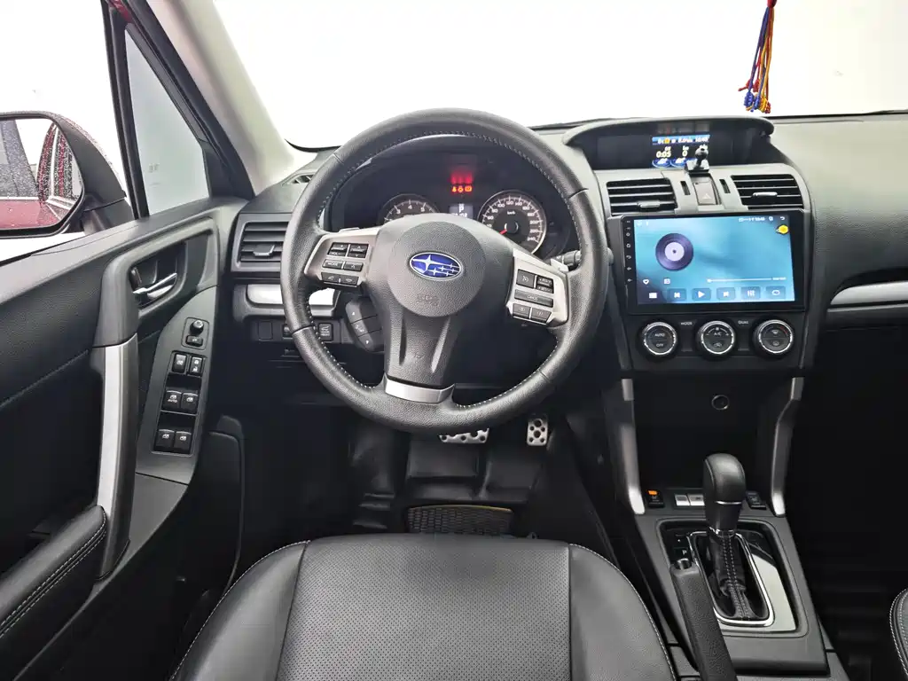 Subaru Forester 2.5i Auto Premium Edition, фото 18