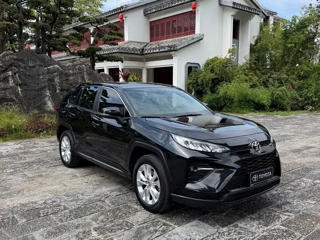 Toyota Wildlander — миниатюра 2