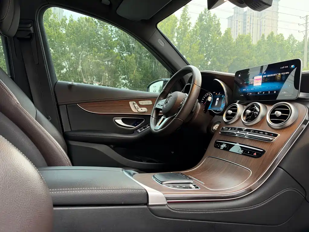 Mercedes-Benz GLC — миниатюра 22
