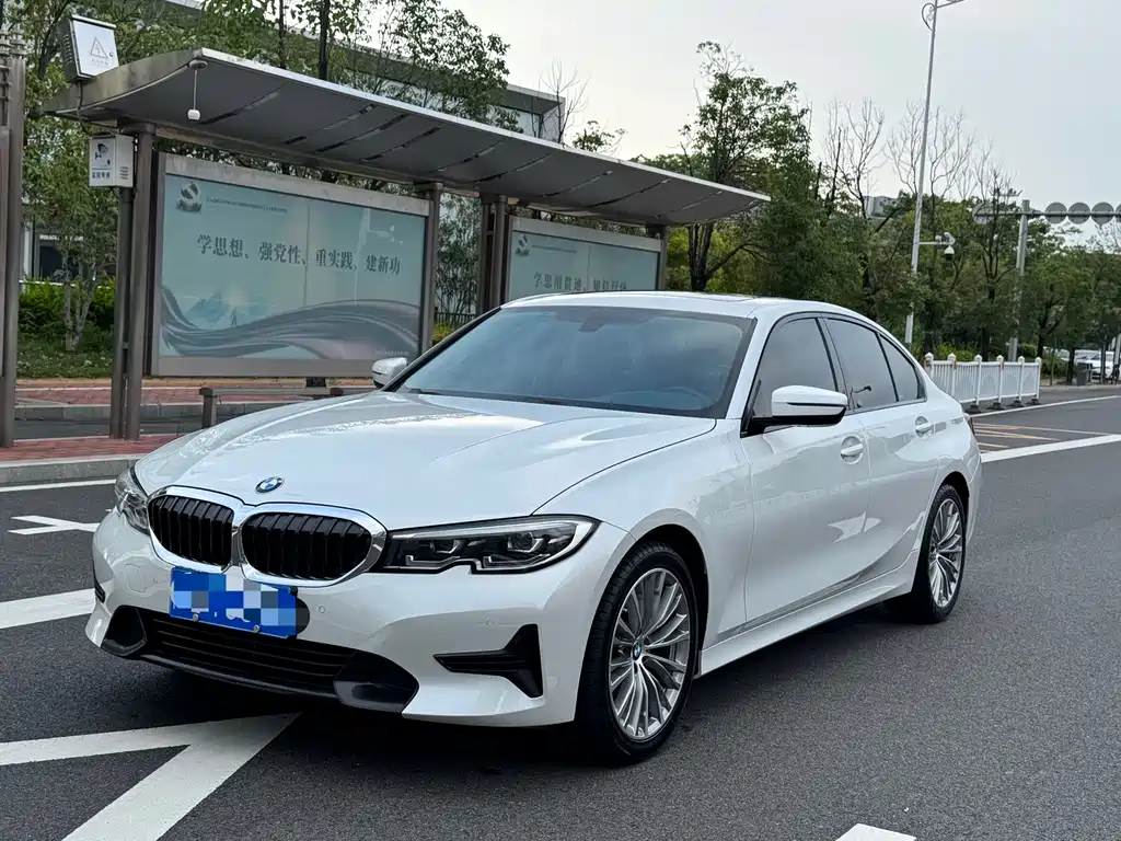 BMW 3 Series 2021 320i Sport Package