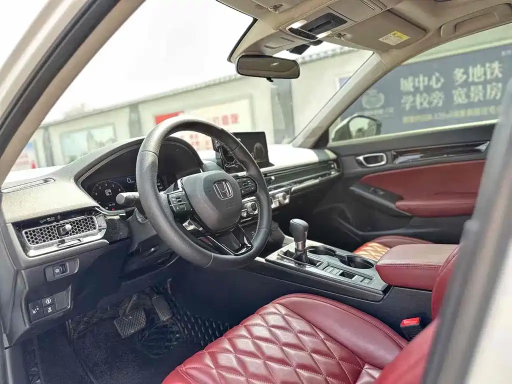 Honda Civic — миниатюра 4