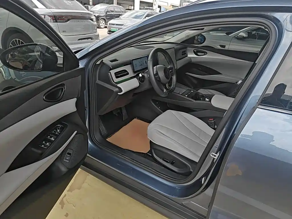 BYD Seals 06 DM-i версия для путешествий — миниатюра 16