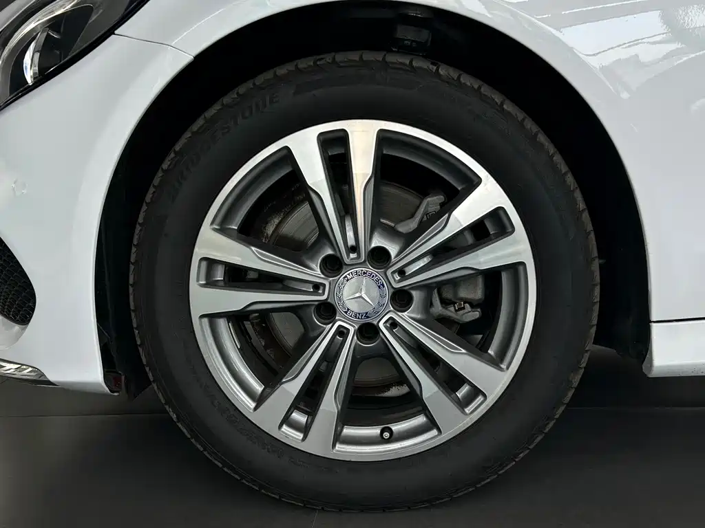 Mercedes-Benz C-Class — миниатюра 15