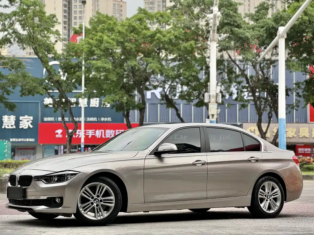 Купить BMW 3 Series