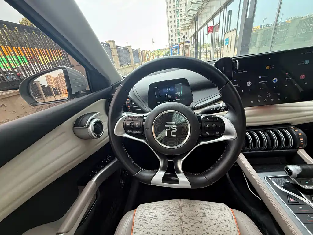 BYD Yuan Plus — миниатюра 10