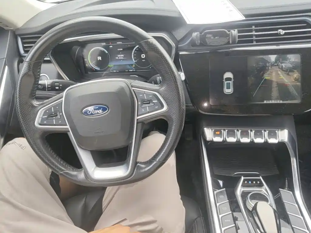 Ford Ведущий EV — миниатюра 10