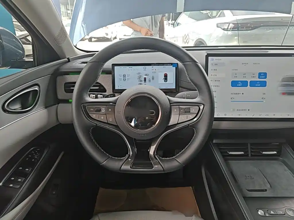 BYD Seals 06 DM-i версия для путешествий — миниатюра 11