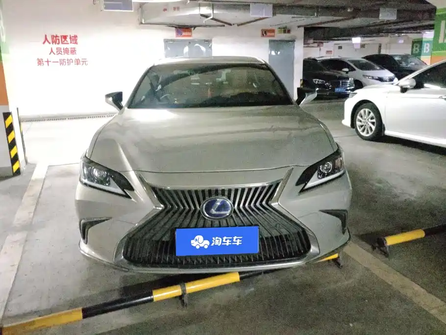 Lexus ES — миниатюра 2