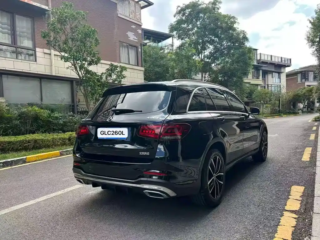 Mercedes-Benz GLC — миниатюра 9
