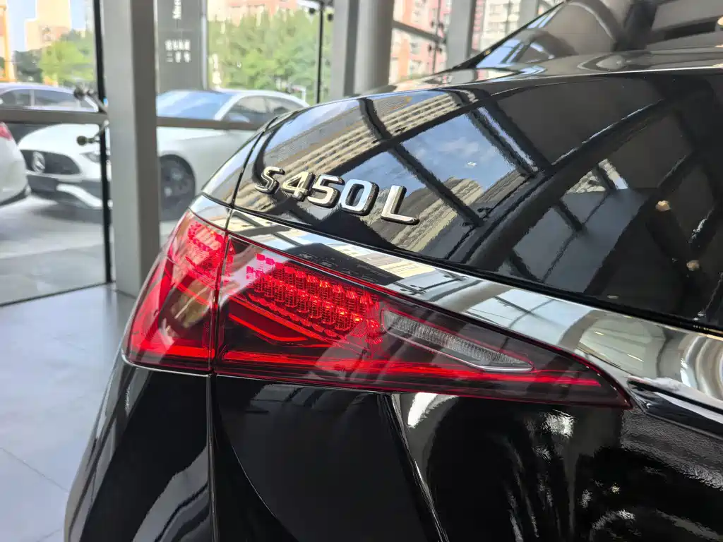 Mercedes-Benz S-Class — миниатюра 15