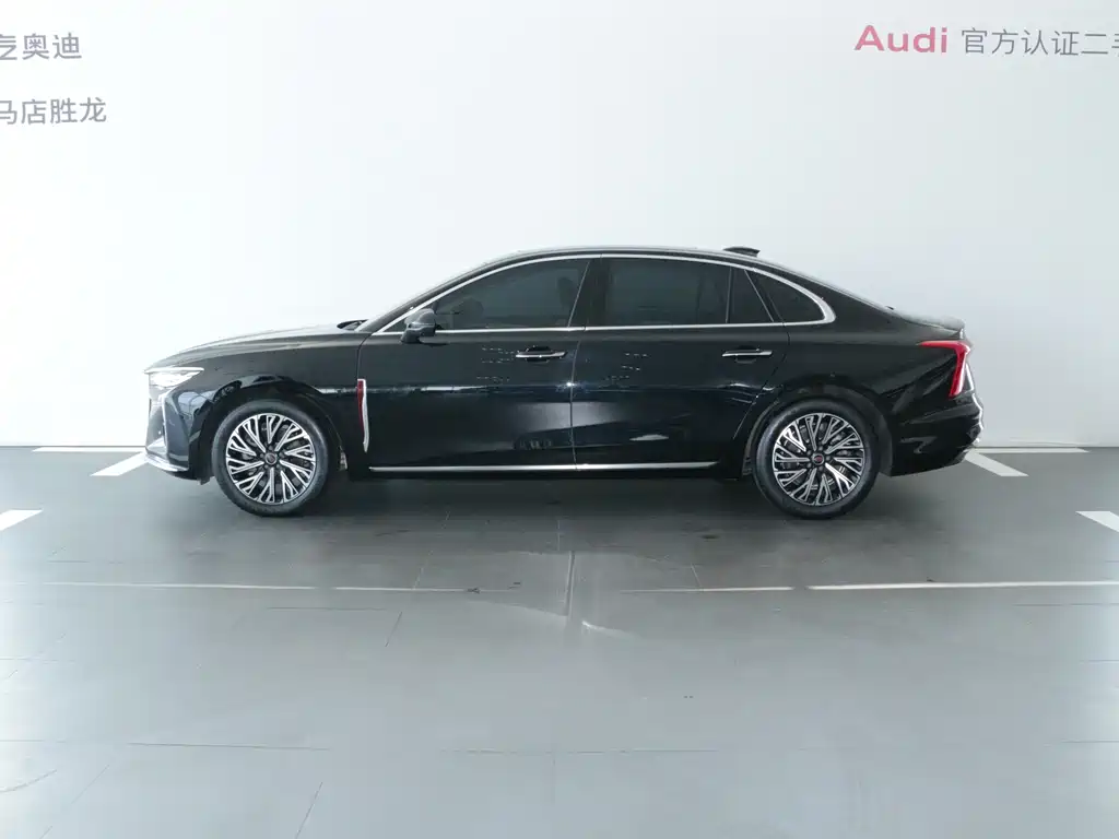 Hongqi H5 2025 2.0T AT
