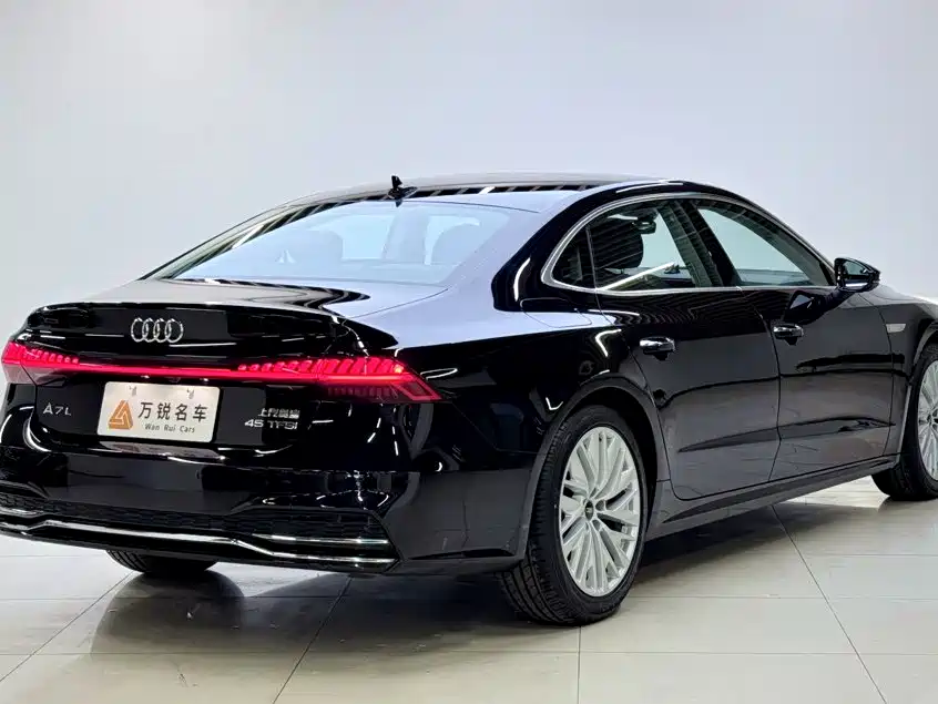 Audi A7L — миниатюра 3