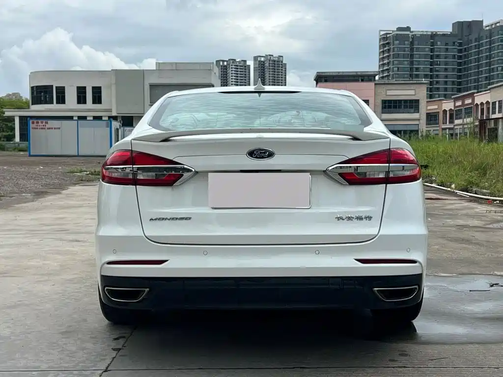 Ford Mondeo — миниатюра 3