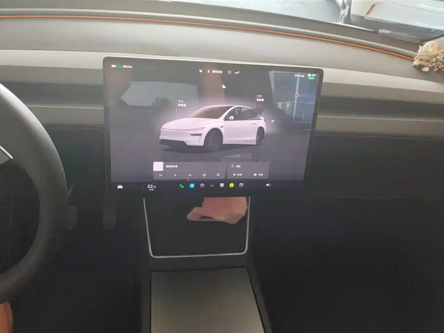 Tesla Model Y — фотографии объявления, Фото 13