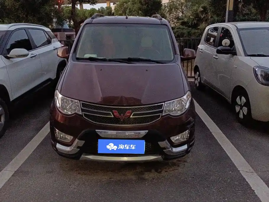 Wuling Hongguang — миниатюра 2