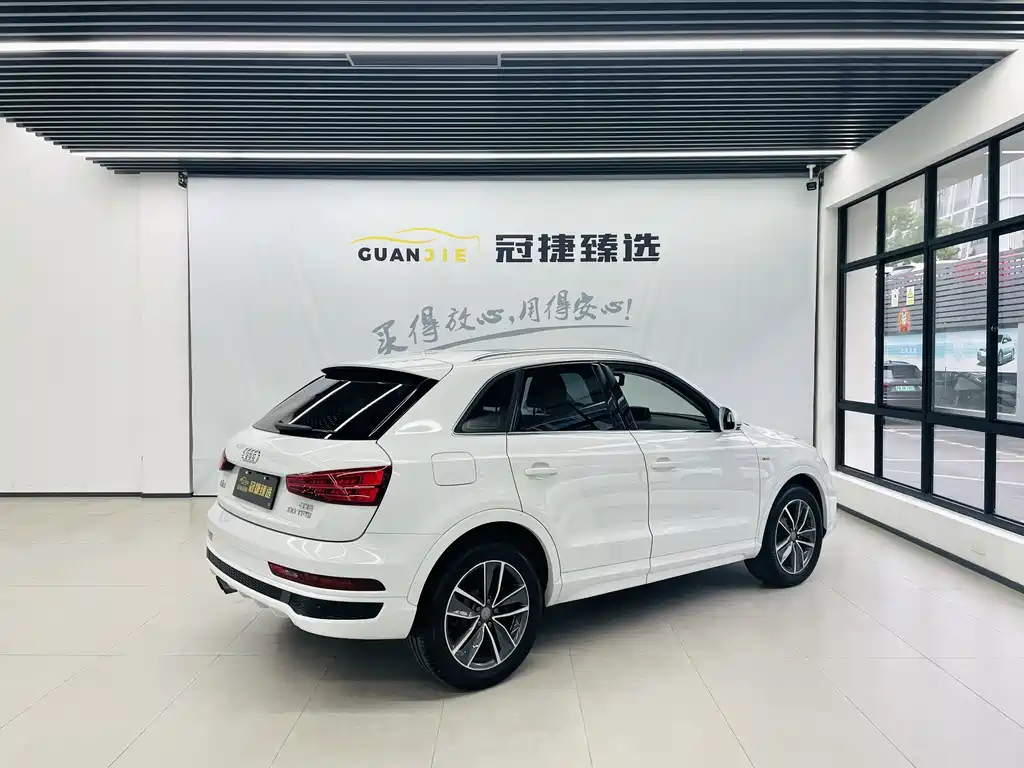 Audi Q3 — миниатюра 15