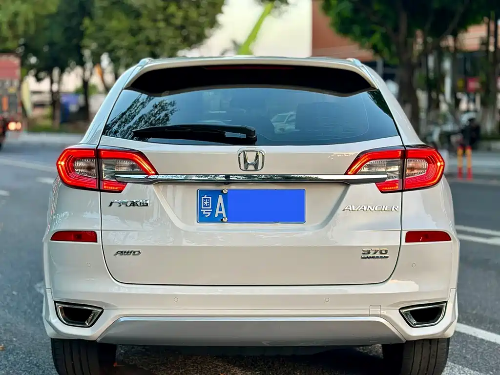 Honda Avancier — миниатюра 4