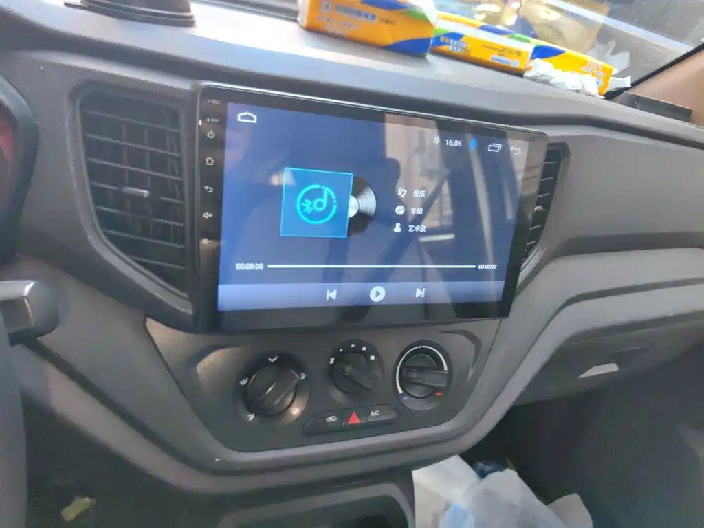 Wuling Hongguang V — миниатюра 14