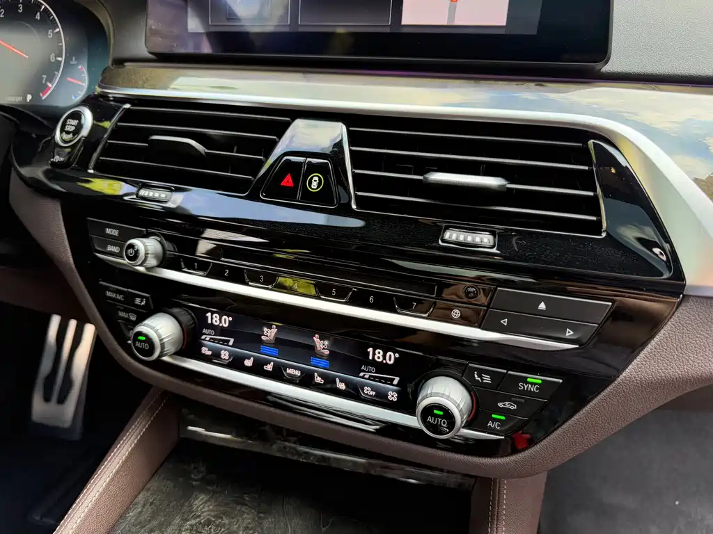 BMW 6 Series GT — миниатюра 16